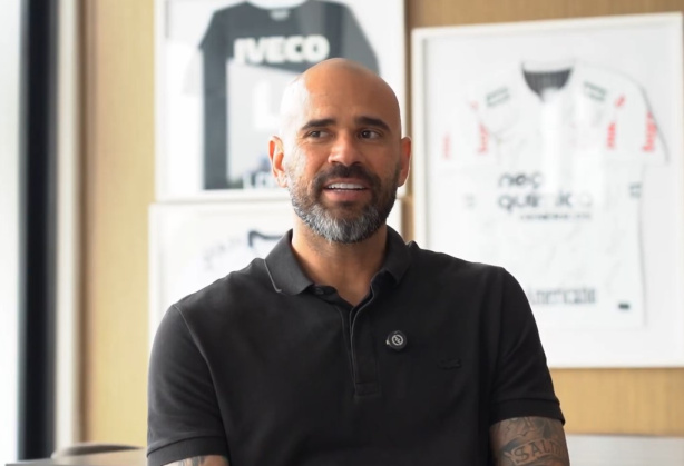 Leandro Castán, ex-zagueiro do Corinthians, durante entrevista.