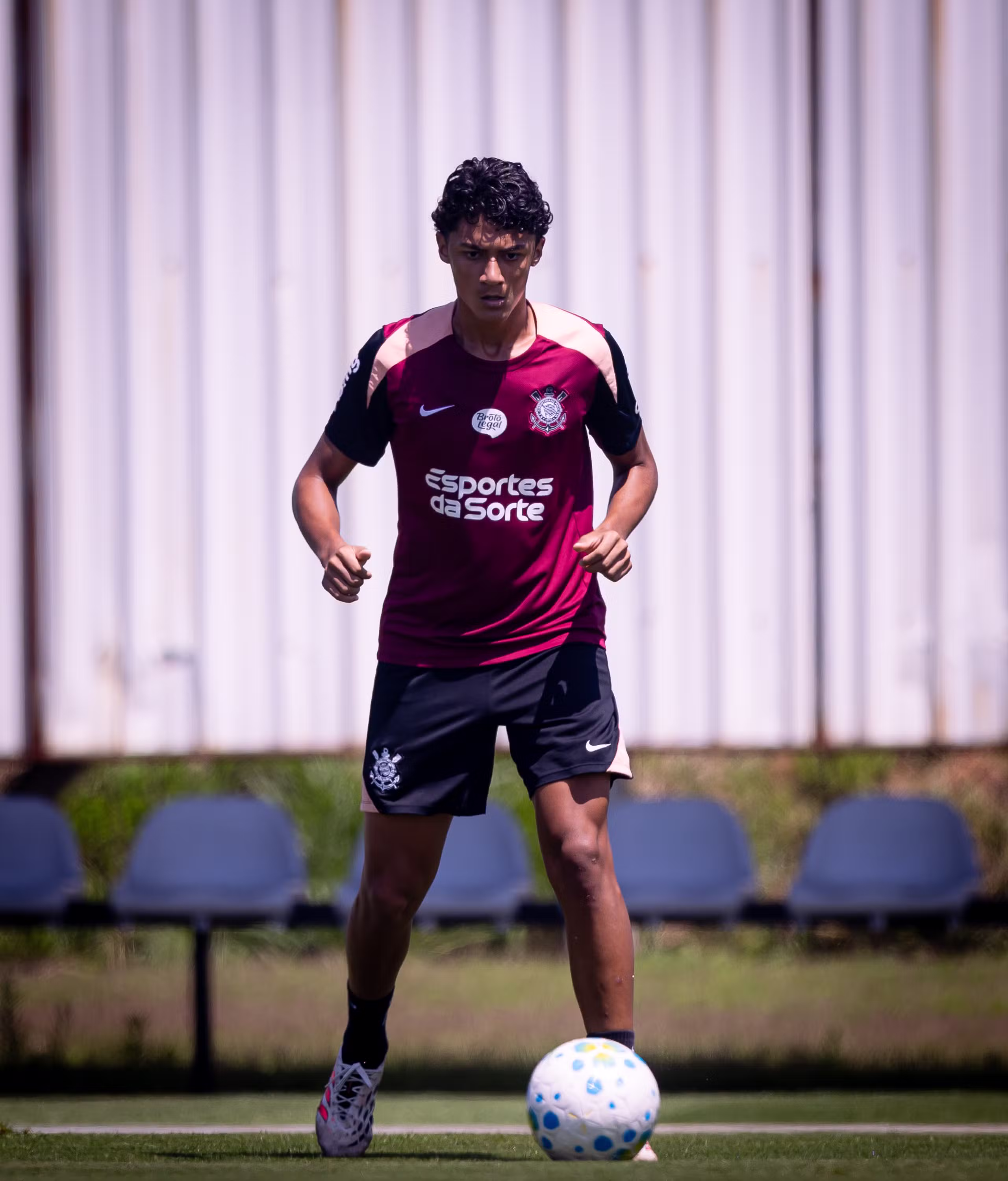 Iago Machado em treinamento no CT Joaquim Grava