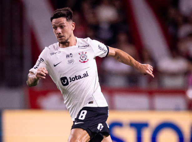 Rodrigo Garro durante partida do Corinthians.