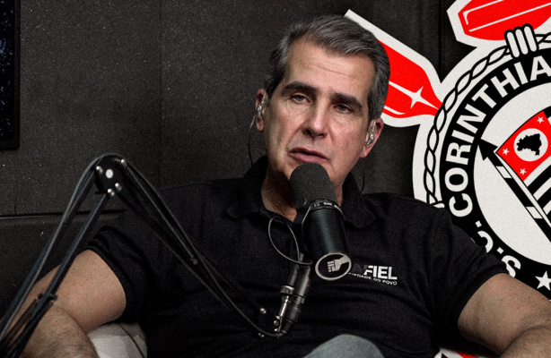 Carlos Teixeira e Eduardo Salusse durante entrevista sobre o futuro financeiro do Corinthians.