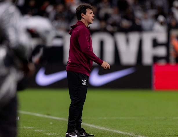 Torcida do Corinthians na Neo Química Arena